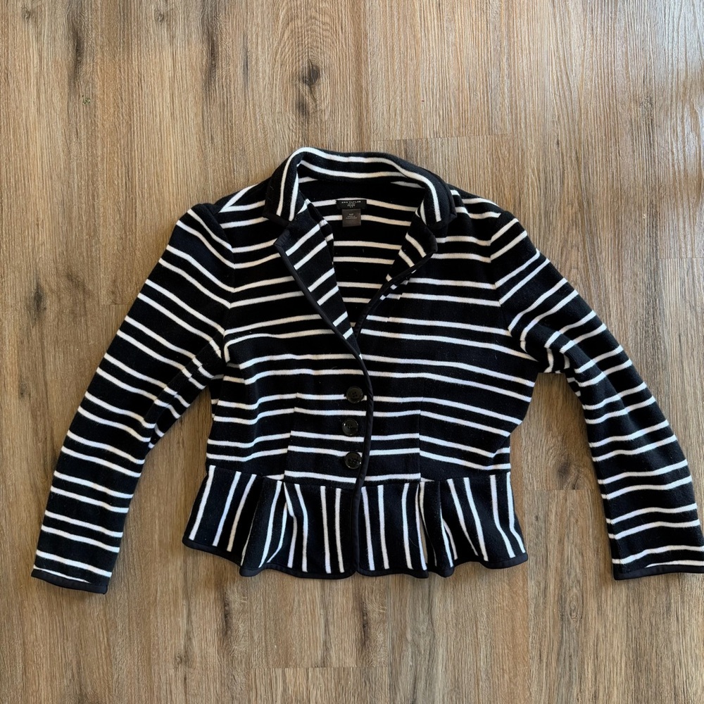 Ann Taylor Black and White Knit Top